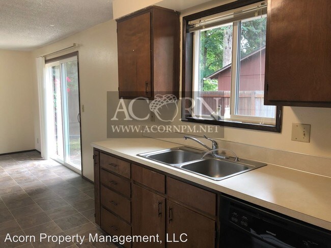 Foto del edificio - 2 br, 1 bath House - 6374 F Street