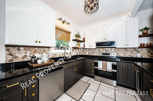 Foto del edificio - 2826 56th St S