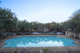 Building Photo - 5216 Arboles Dr