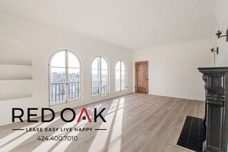 Building Photo - 314 1/4 N Mariposa Ave