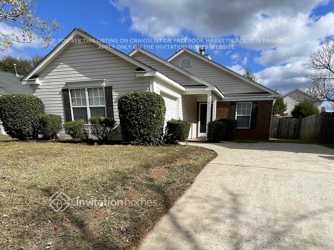 Primary Photo - 11814 Stewarts Crossing Dr