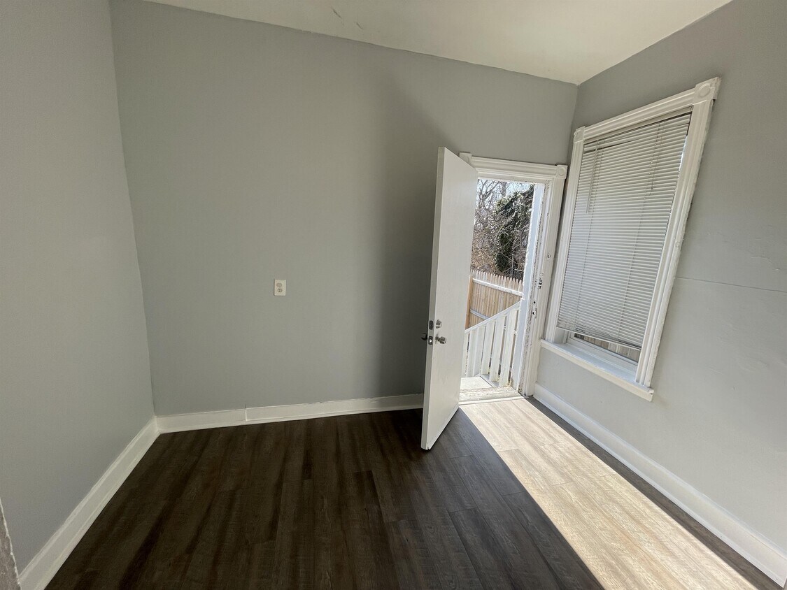 1008 Spruce St, Camden, NJ 08103 House Rental in Camden, NJ