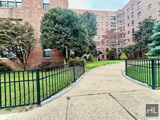 Building Photo - William Street