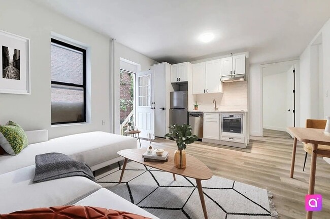 28th Avenue - 28th Avenue Apartment