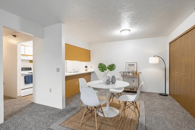 Foto del edificio - Woodbury Estates Apartments