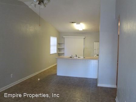 Building Photo - 2 br, 1 bath House - 1101 Rockbrook Court