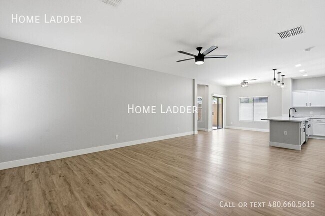 Foto del edificio - 2576 W Preserve Way