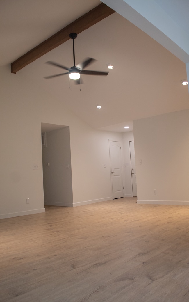 Building Photo - 1411 W Highland St