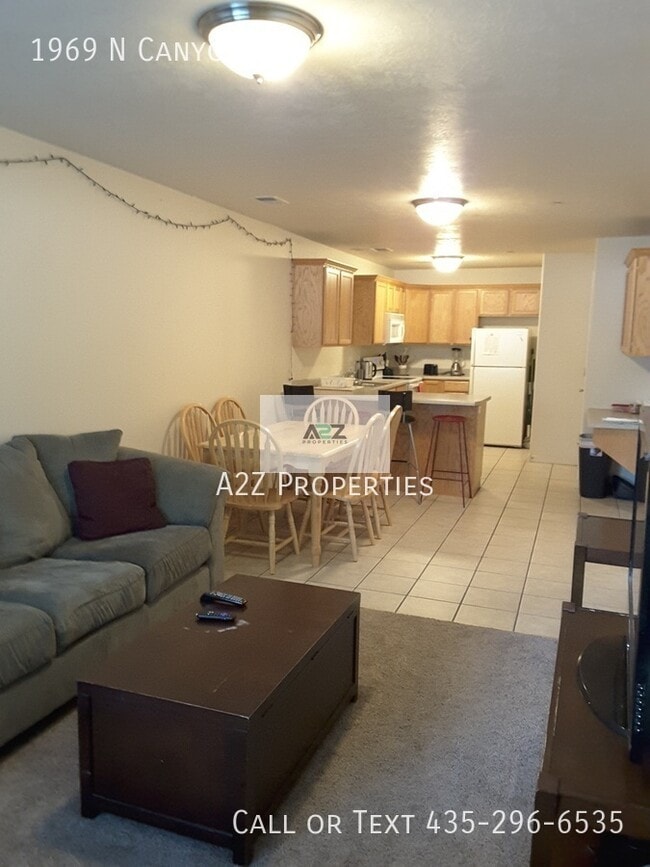 Foto del edificio - 1969 N Canyon Rd