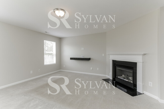 Building Photo - Enjoy living the good life in this 4 bedro...