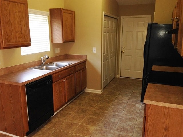 Building Photo - 1229 Wando Shores Drive