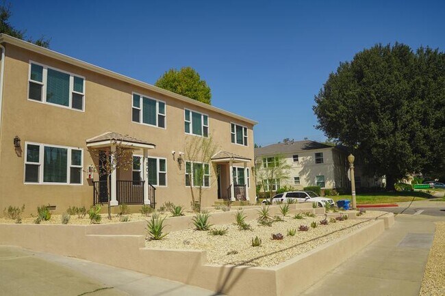 Building Photo - 1803 E Chevy Chase Dr