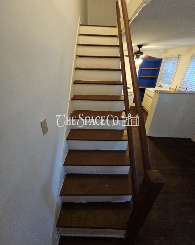 Building Photo - Charming 1BR in the Heart of Charleston — 46½ Vanderhorst Street Unit A