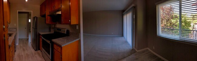 pano - 443 Ventura Ave