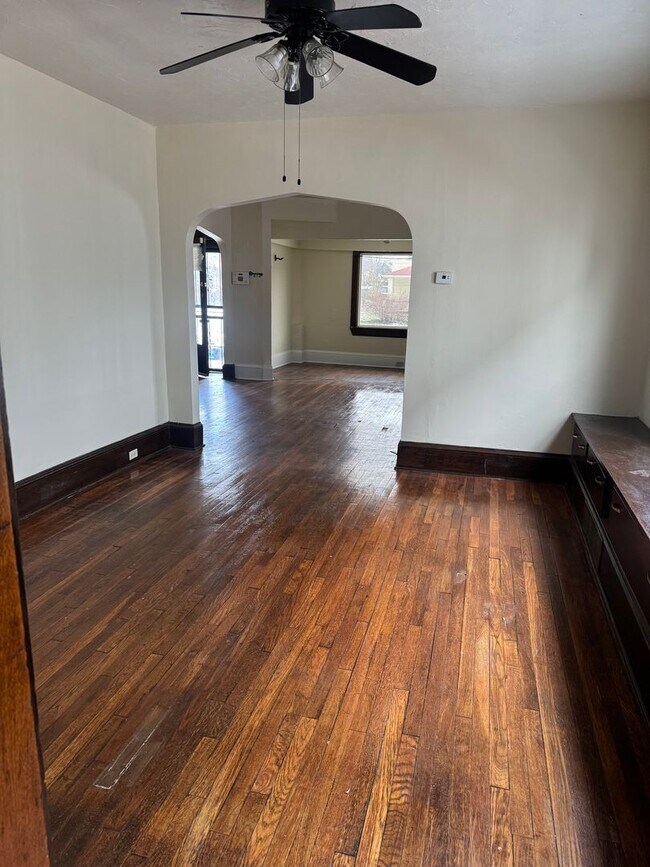 Foto del edificio - 9402 Pierpont Ave