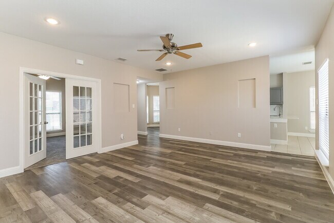 Foto del edificio - 1029 Primrose St