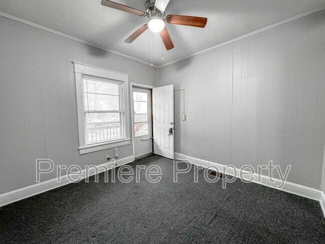 Foto del edificio - 724 S Fuller Ave