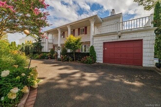 Building Photo - 229 Willard Dr