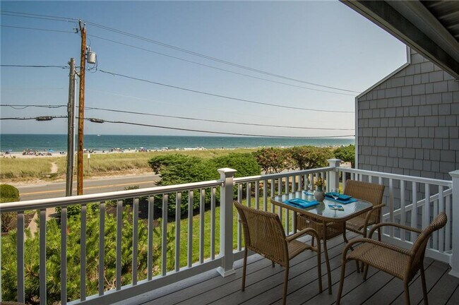 Foto del edificio - 787 Ocean Rd