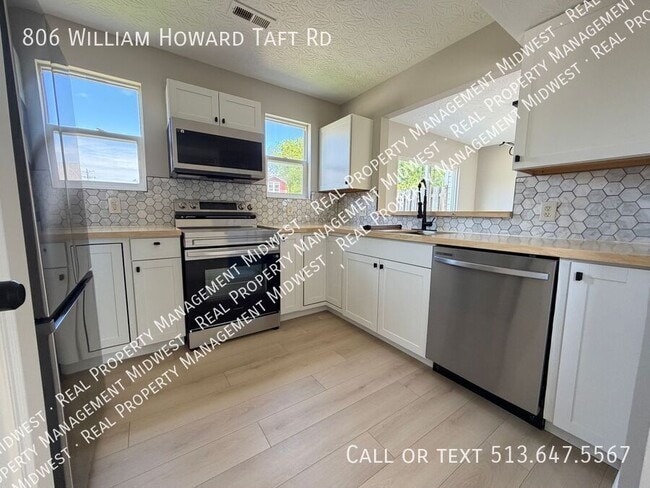 Photo - 806 William Howard Taft Rd House
