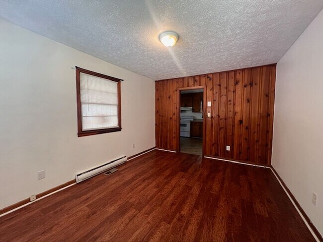 Foto del edificio - 5117 Higgins St