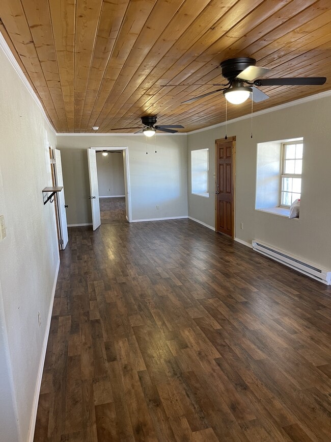 Foto del edificio - 361 S 2nd St