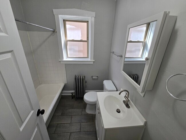 Foto del edificio - 4829 N Springfield Ave