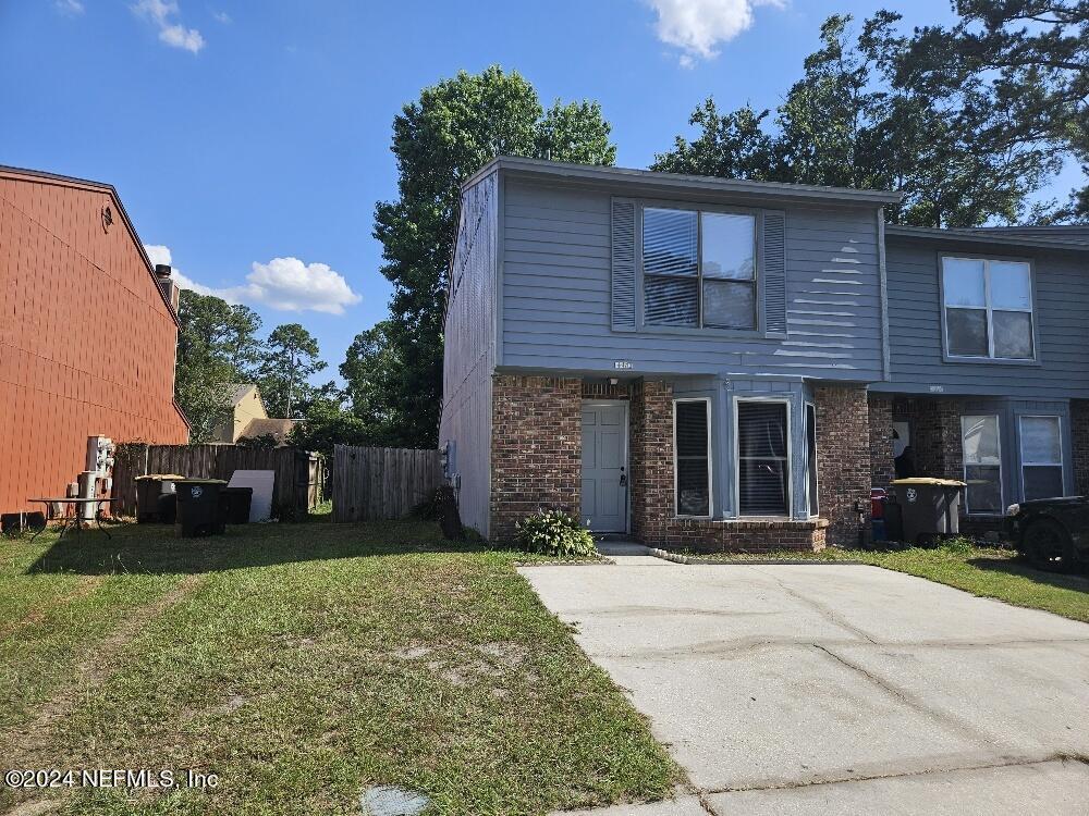 Foto principal - 5670 Bennington Dr