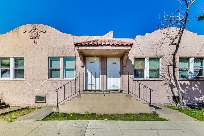 Building Photo - Berkeley Studio In Perfect Neighborhood