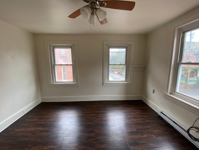 Foto del edificio - 401 Chestnut St.