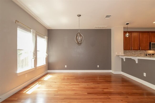 Building Photo - 3313 Minnie St