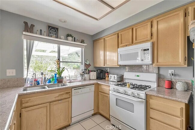 Building Photo - 23863 Bennington Dr