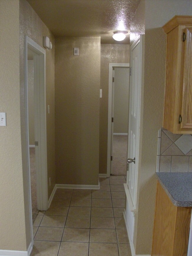 Building Photo - Charming 2 Bed / 2 Bath Duplex in Killeen ...