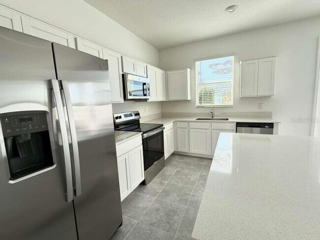 Building Photo - 120 Bogey Dr