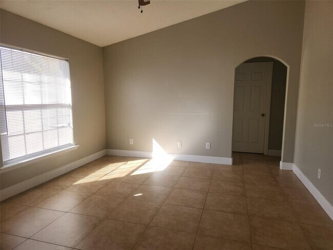 Foto del edificio - 709 Cockatoo Ct