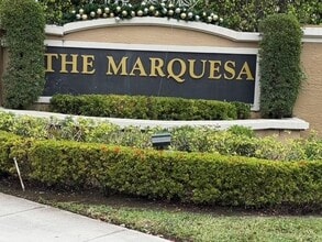 Building Photo - 160 SW 117th Terrace