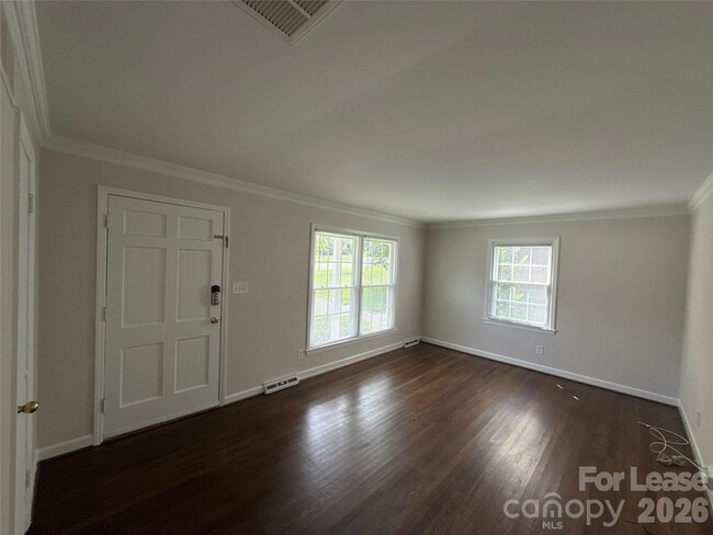Building Photo - 4834 Fairheath Rd