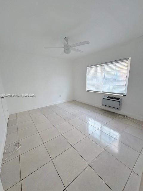 Foto principal - 7445 Harding Ave