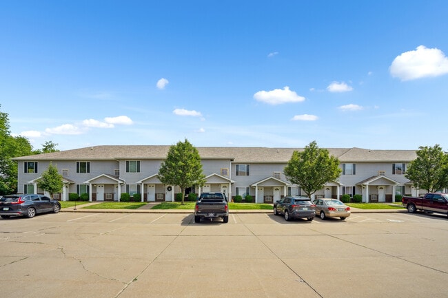Building Photo - Cobblestone Apartments