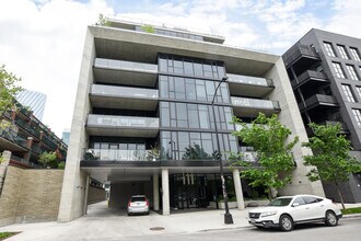 Building Photo - 111 S Peoria St