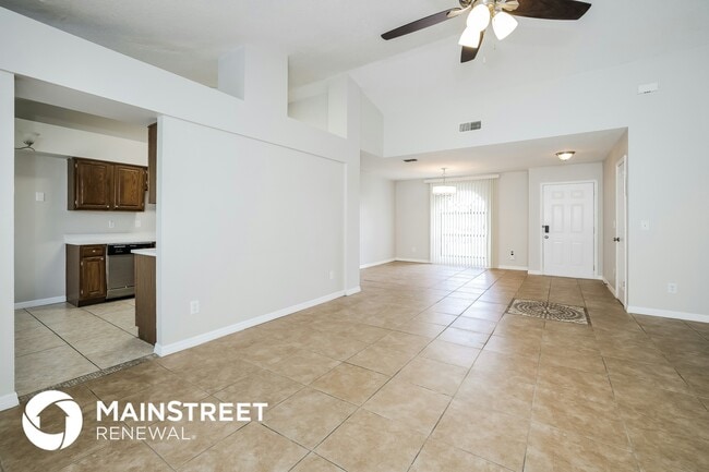 Building Photo - 2403 Covedale Ct