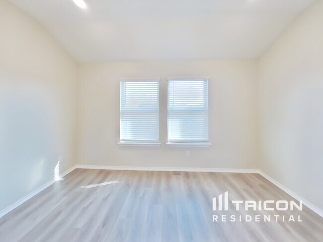 Foto del edificio - 2706 Darner Ct