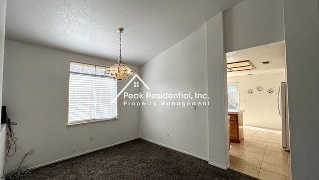 Building Photo - Wonderful 3bd/2ba Sacramento Home!