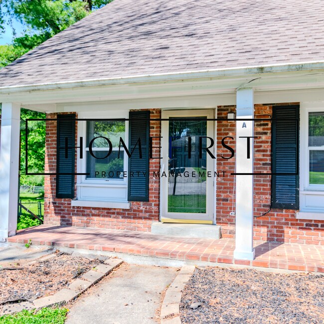 Foto del edificio - 105 Meadowlark Dr