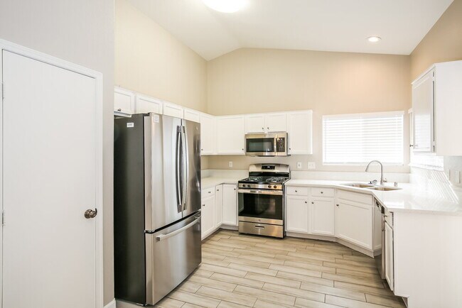 Foto del edificio - 601 Tobble Creek Ct