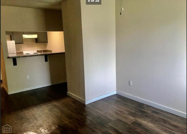 Foto del edificio - 922 W Oak Ave