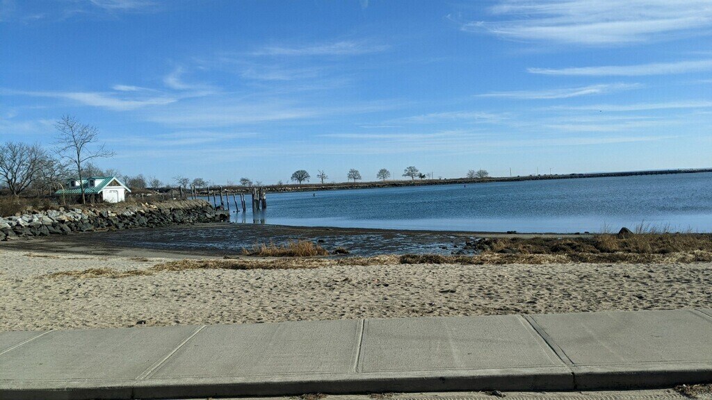 83 Seaview Ter Unit 1, Bridgeport, CT 06605 83 Seaview Ter Bridgeport