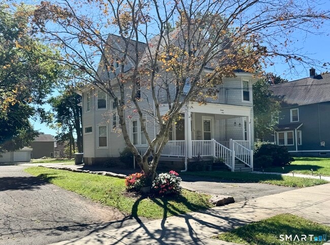 Building Photo - 29 Averill Pl