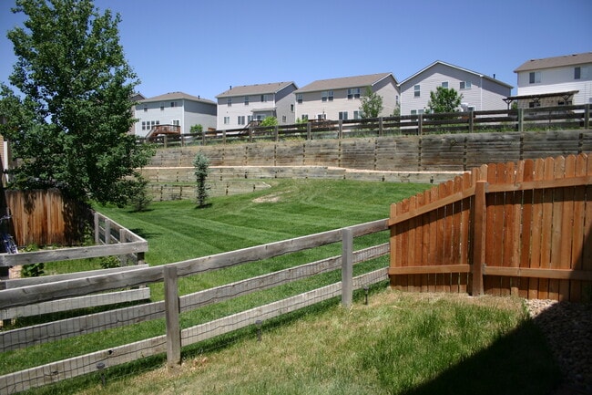 Building Photo - 171 Montgomery Dr