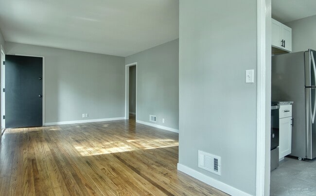 Living Area - 1012 N 77th Ave